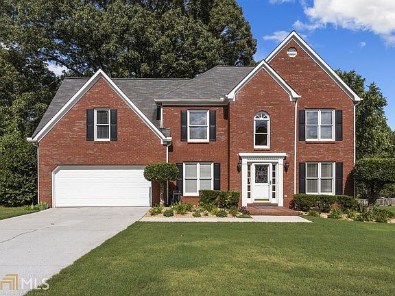 2nd image of 307 Winkfield Ln SW #0