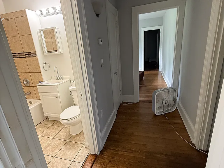 261-263 Goodwin St #1 — Photo 5