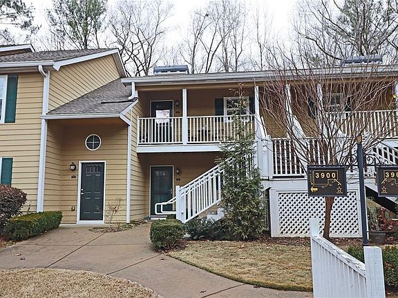 2nd image of 3900 Riverlook Pkwy SE #1