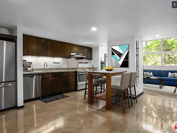 2nd image of 3405 Helen St APT 3