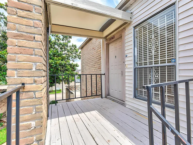 3742 Thistlemont Dr — Photo 7