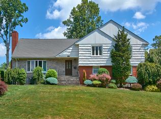 14 Dimsdale Rd, Scarsdale, NY 10583