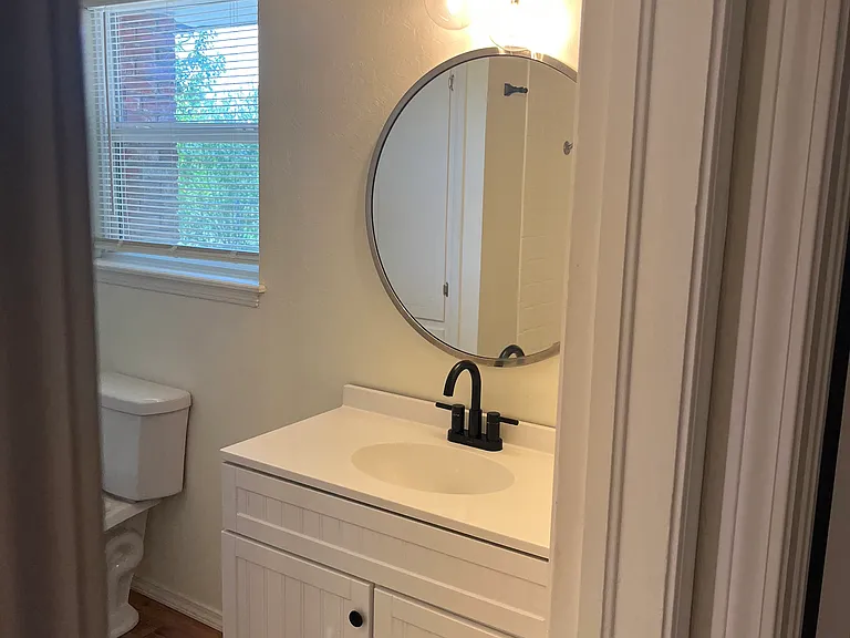 Full bath (tub not shown)