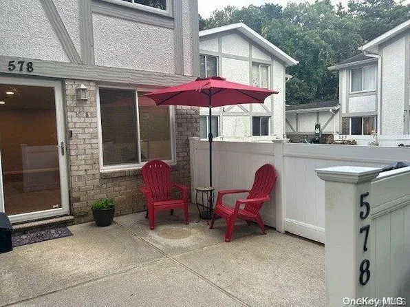 578 Blue Ridge Drive #578, Medford, NY 11763