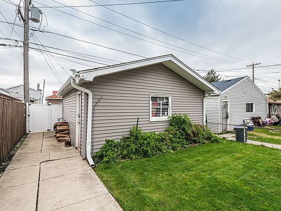 5th image of 5417 W 25th Pl