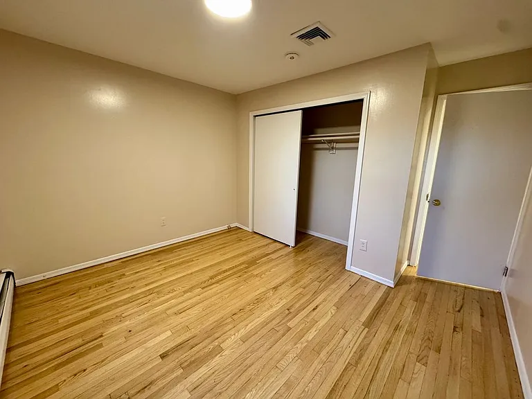 39 Henderson St #1 — Photo 7