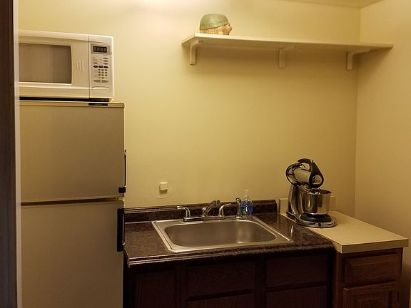 5th image of 310 Green Arbor Dr