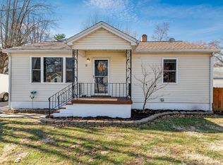 9 Sunset Dr, Millstadt, IL