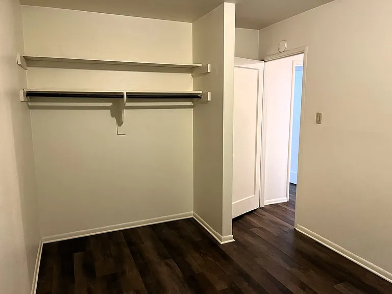 1467 Beverly Dr — Photo 11