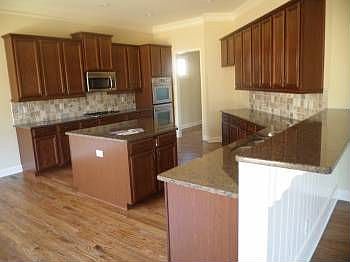 3rd image of 3170 Gable Oaks Ct
