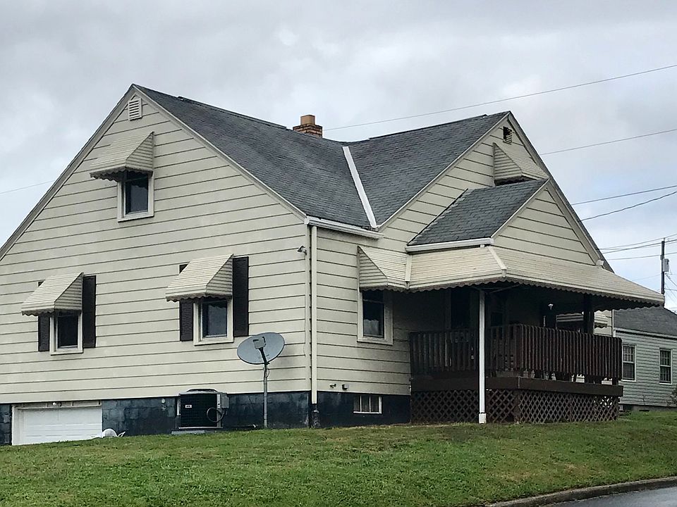 1st image of 209 Lemont Ct