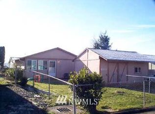 8700 NE 13th St, Everett, WA 98201