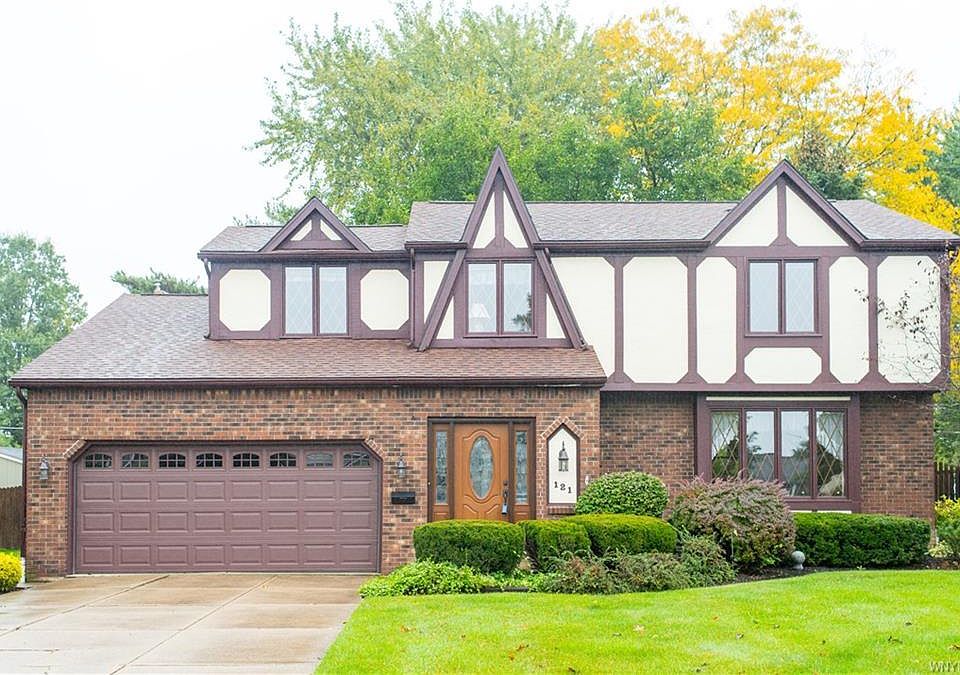 1st image of 121 Rockdale Dr
