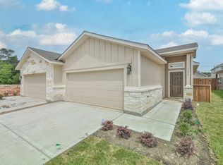 122 Wickersham #B, Conroe, TX 77304