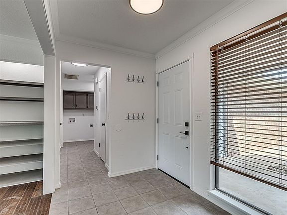 5th image of 1509 Sand Springs Trl