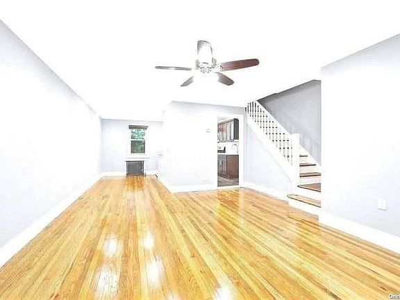 2nd image of 21614 226th St