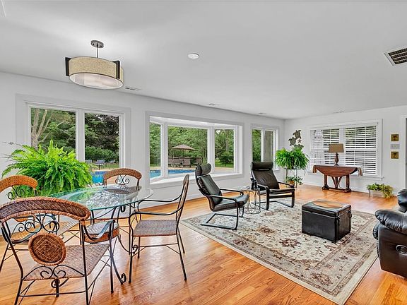 10ft bay window overlooking pool