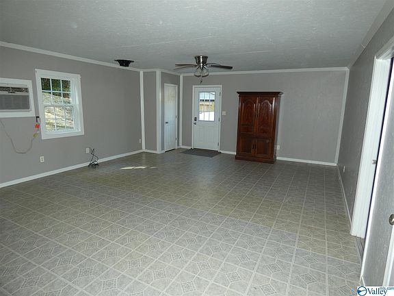 4th image of 619 Elk River Shores Dr