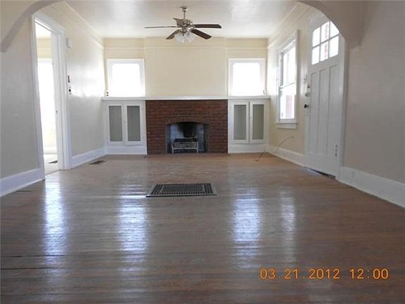 2nd image of 4112 Pershing Dr