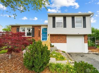 126 Schloss Ln, Dayton, OH 45439