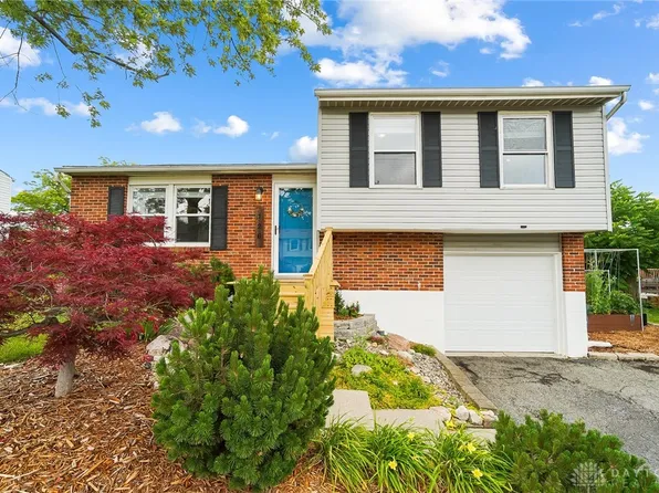 126 Schloss Ln, Dayton, OH 45439