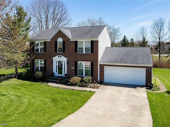 3rd image of 35105 Clear Creek Dr
