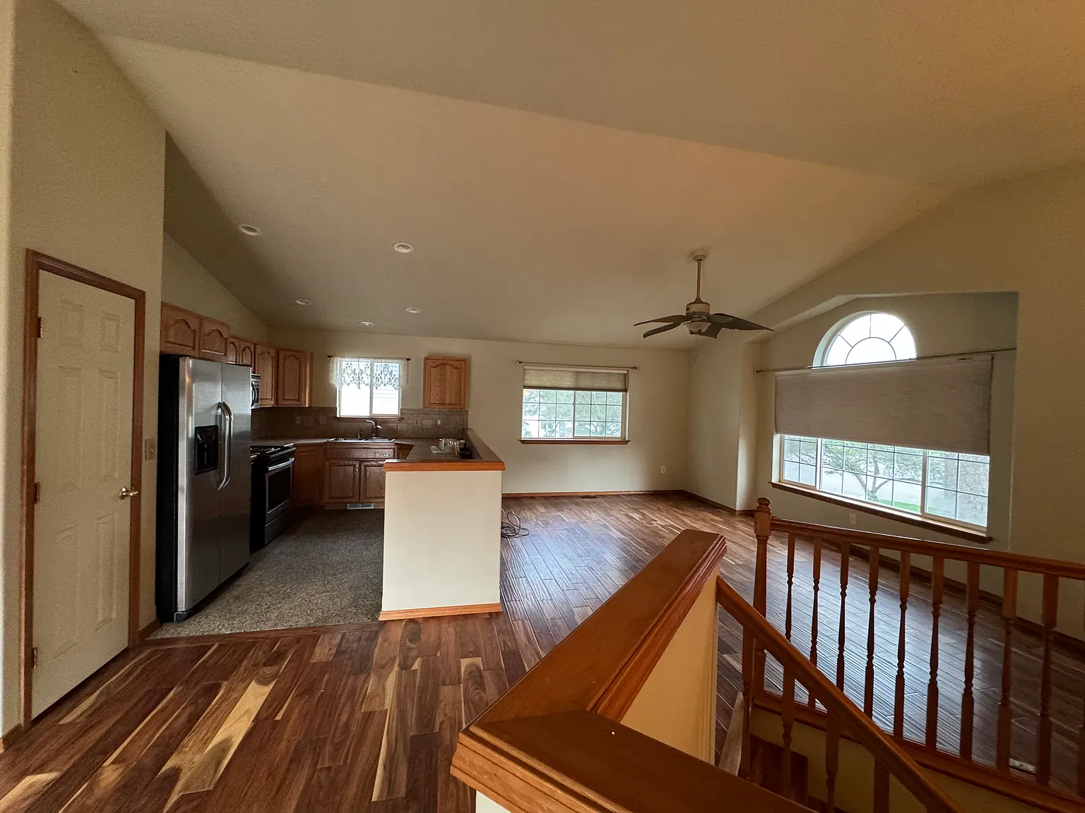 1232 W Edgewood Cir — Photo 2