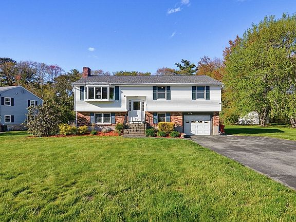 2nd image of 37 Cresthaven Dr