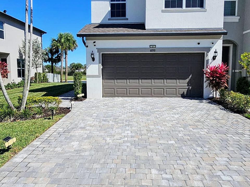 1st image of 6050 Praza Ln