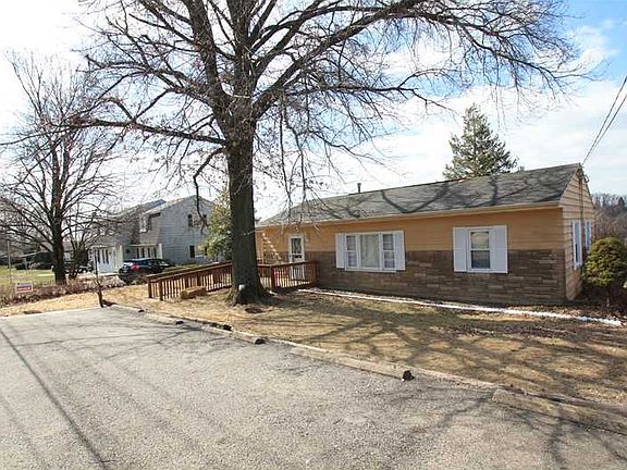 4th image of 436-438 Hacke Ln