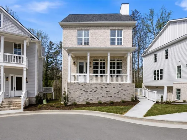 3040 Kara Ct, Roswell, GA 30076