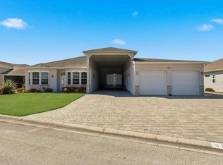 322 Travelers Dr, Polk City, FL 33868