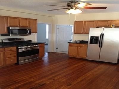 2nd image of 77 Berkley St #1