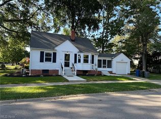 500 Kenilworth Rd, Bay Village, OH 44140