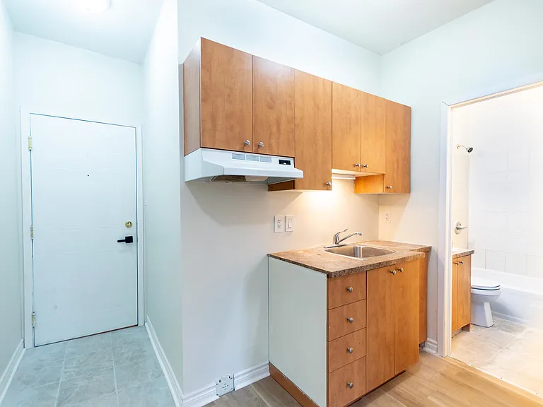 477 Cumberland St #1 — Photo 16
