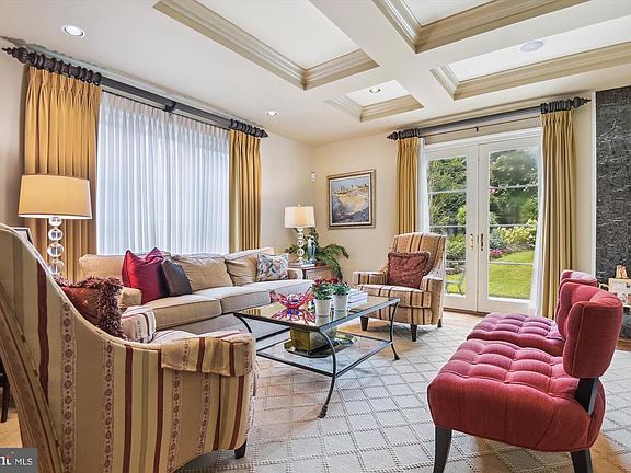 4th image of 11 Clifton Ct