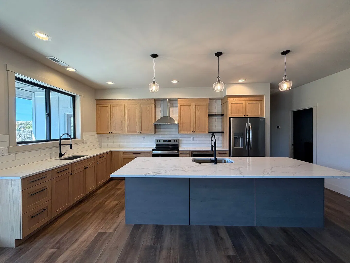 Now renting 4 bedroom House — Photo 3
