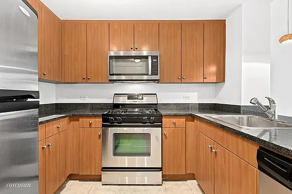 Sold by Corcoran | media 3