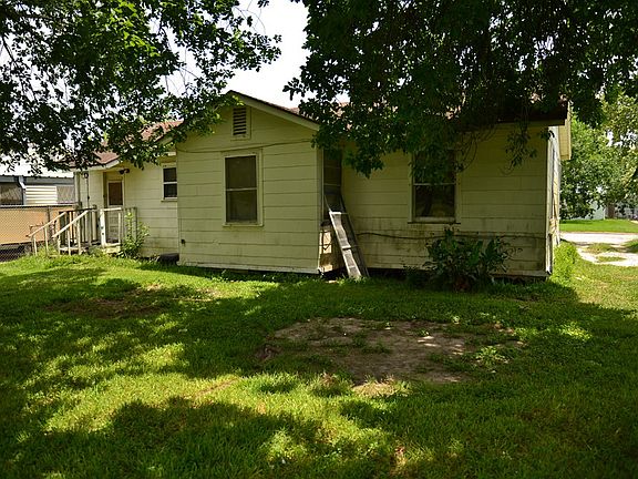 4th image of 113 Charlotte Dr