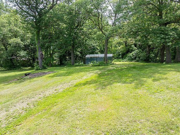 2nd image of 707 Tetonka View Dr