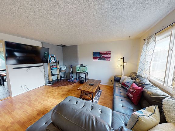 2nd image of 1369 N 18th St