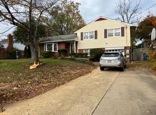 6716 Anders Ter, Springfield, VA 22151