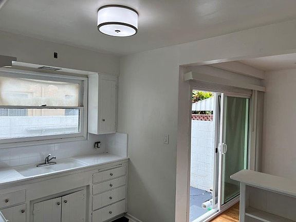 5th image of 7150 Costello Ave #4