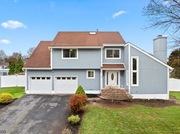 16 Ditmars Cir, Hillsborough Twp., NJ 08844