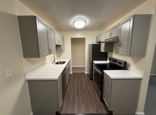 800 Elm St #102, San Carlos, CA 94070