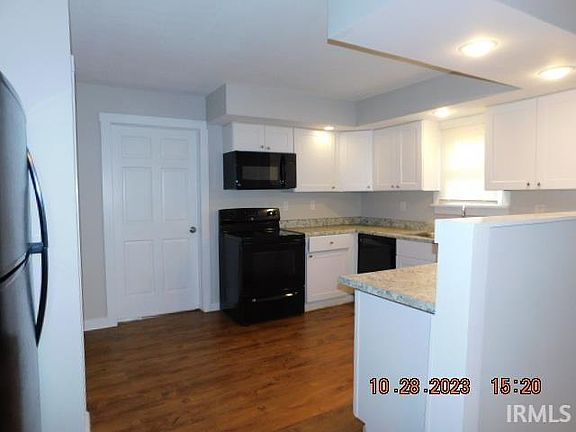 5th image of 9327 E County Road 450 N