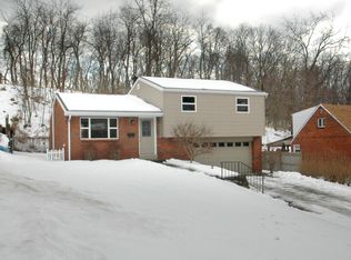 506 Aura Dr, Monroeville, PA 15146