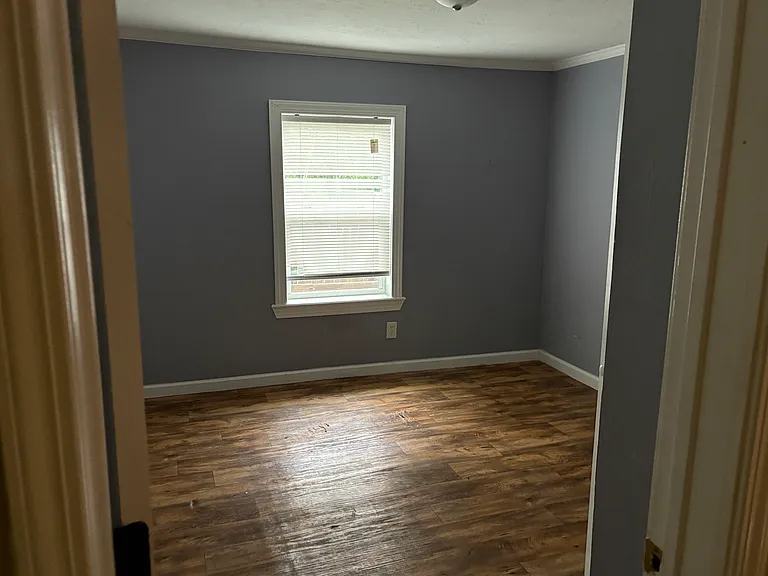 5504 Glass Dr — Photo 8