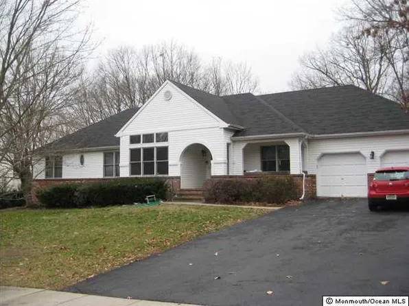 9 Sunny Woods Ln, Jackson, NJ 08527