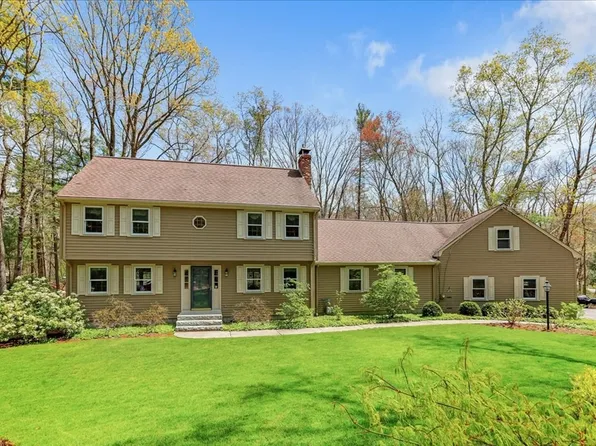 150 High St, Walpole, MA 02081